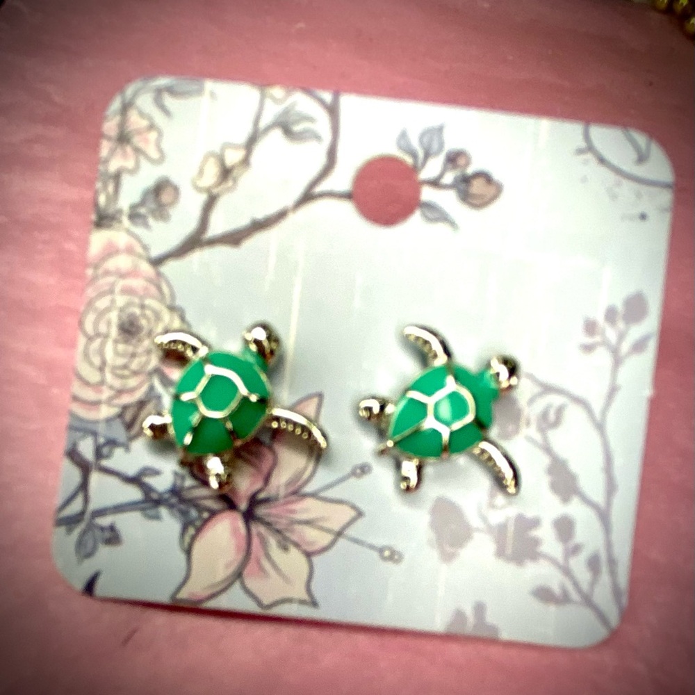 Adorable Tiffany Blue Turtle Earrings